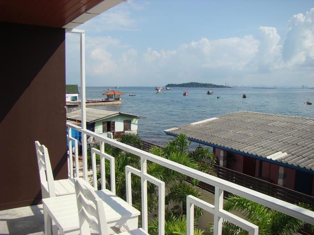 Sea Beach Koh Larn 2 Hotel Buitenkant foto