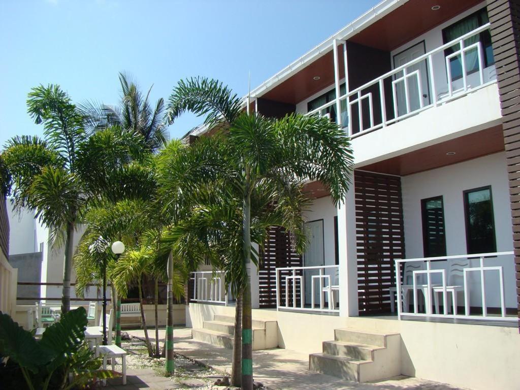 Sea Beach Koh Larn 2 Hotel Buitenkant foto