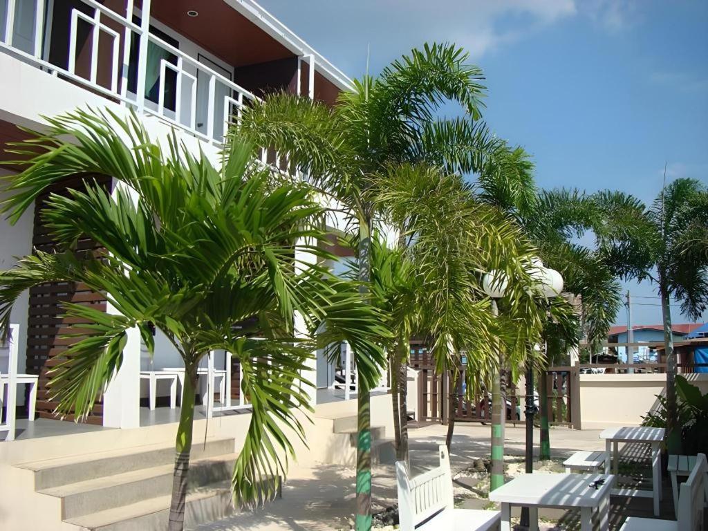 Sea Beach Koh Larn 2 Hotel Buitenkant foto