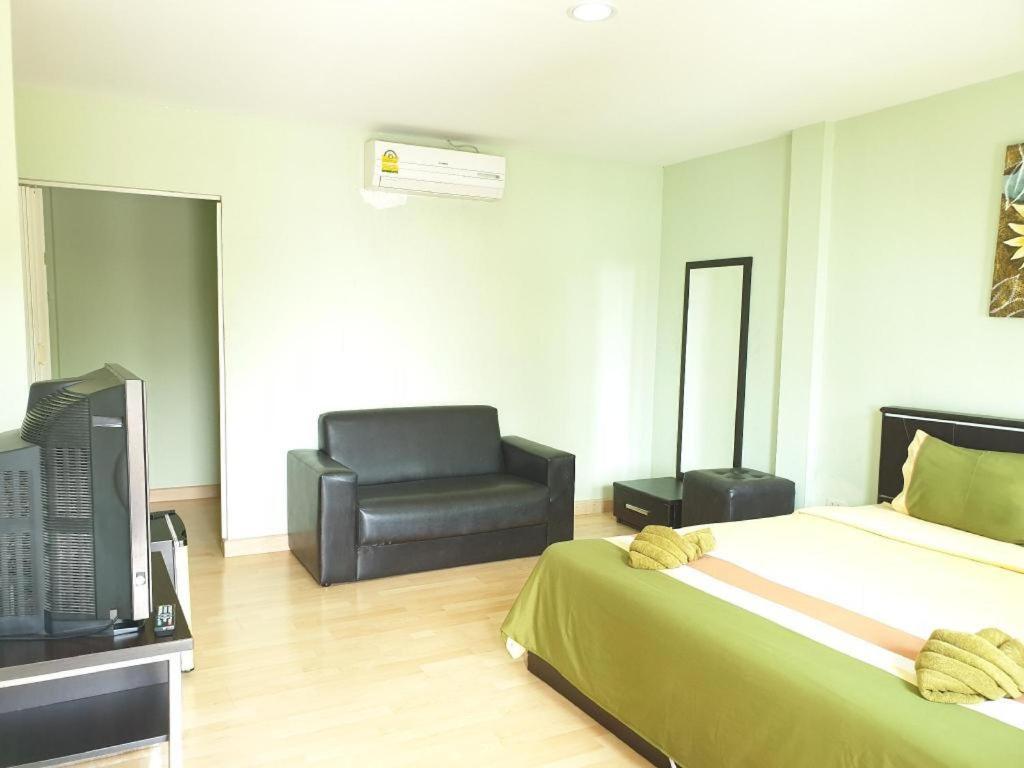 Sea Beach Koh Larn 2 Hotel Buitenkant foto